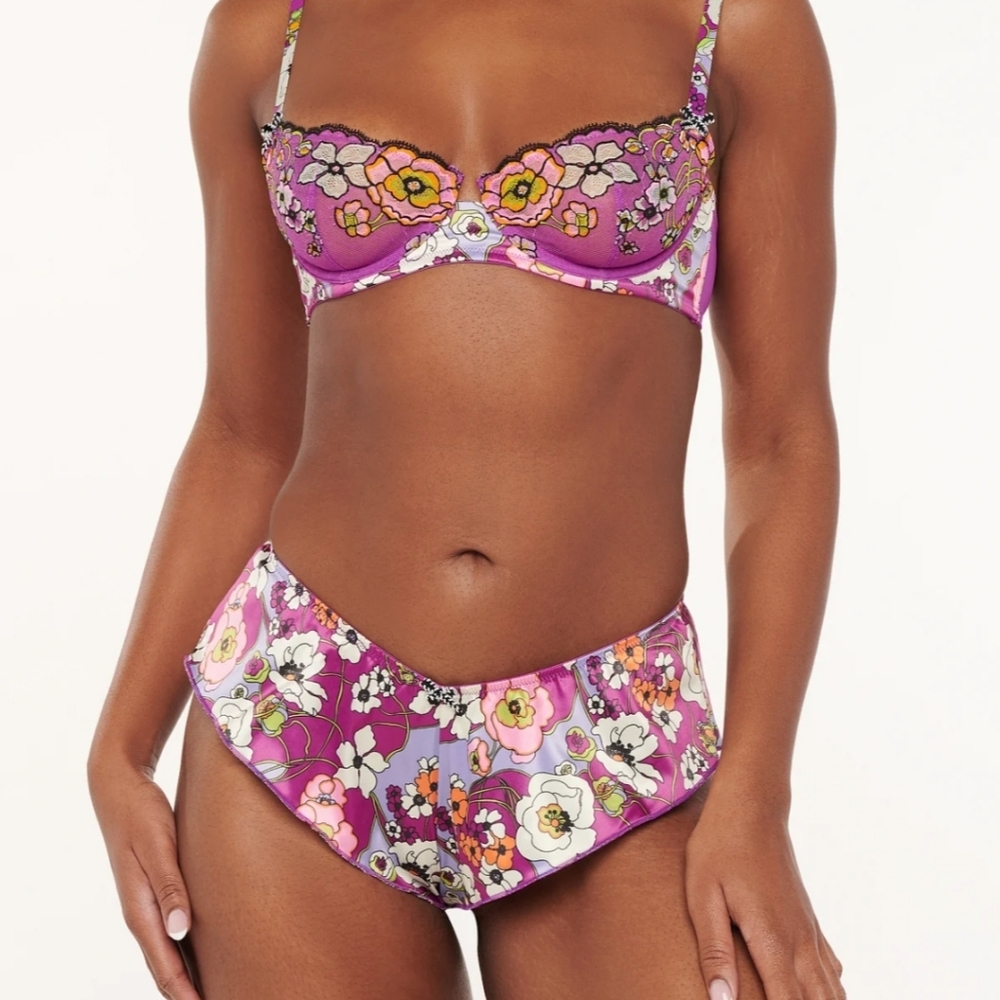 Savage X Fenty Juicy Purple Flower Poppy Print Mod Poppy Stretch-Satin Tap Short - Picture 11 of 15